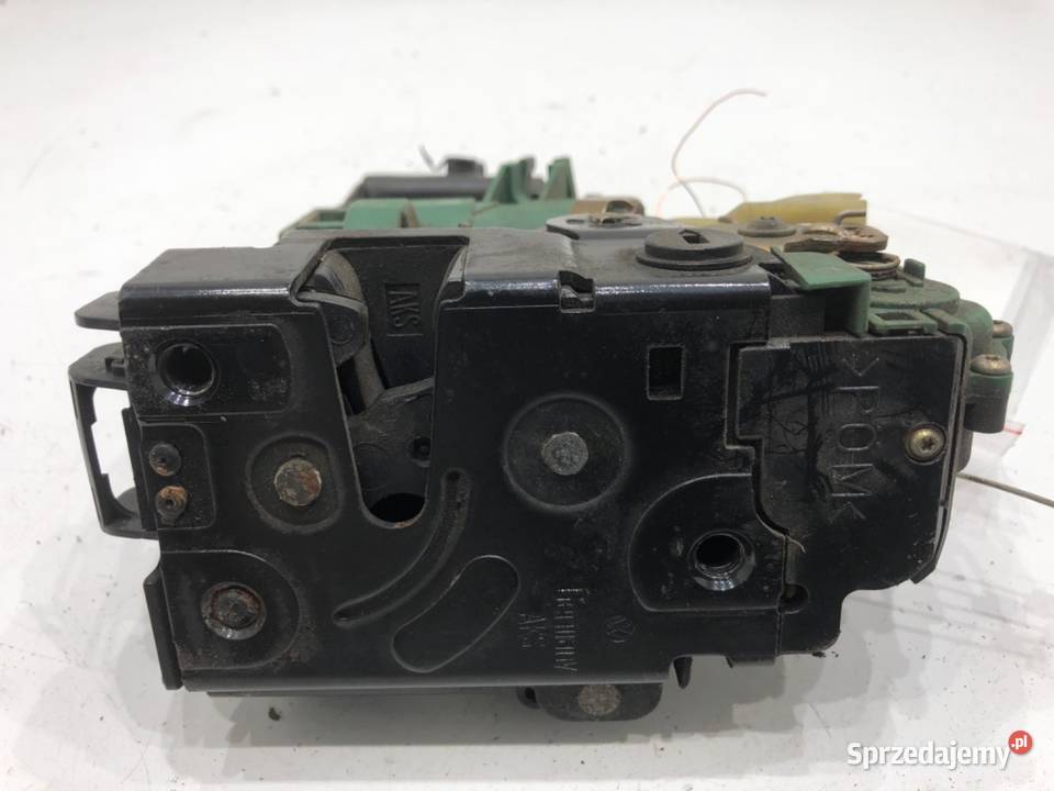 ZAMEK DRZWI PRAWY TYŁ VW PASSAT B5 FL Hatchback sprzedam