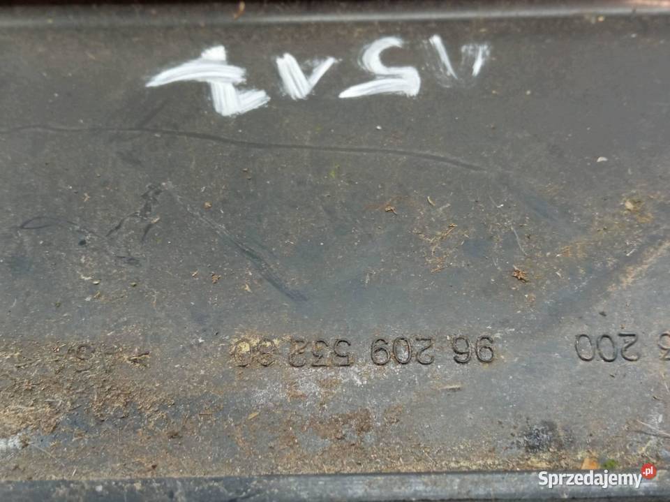 LISTWA DRZWI LEWY PRAWY TYŁ KPL SKRZYDEŁKA Listwy i nakładki