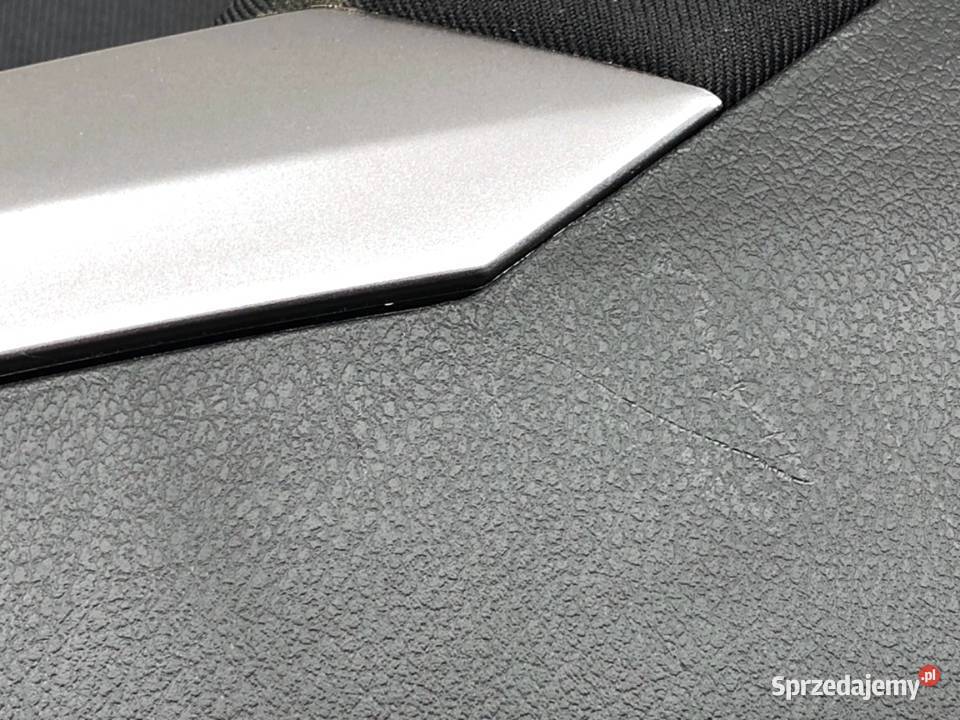 BOCZEK DRZWI PRAWY PRZÓD SUZUKI SCROSS Crossover Tapicerki samochodowe podkarpackie