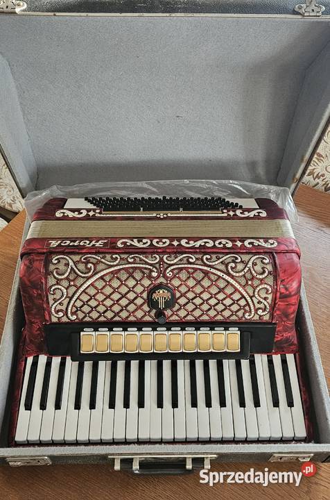 Akordeony 3 w zestawie sprzedam