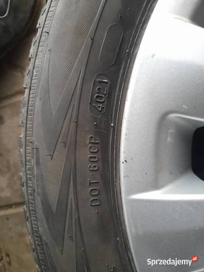 Felgi 16 bmw 5x120 z oponami zimowymi nokian świętokrzyskie Suskrajowice