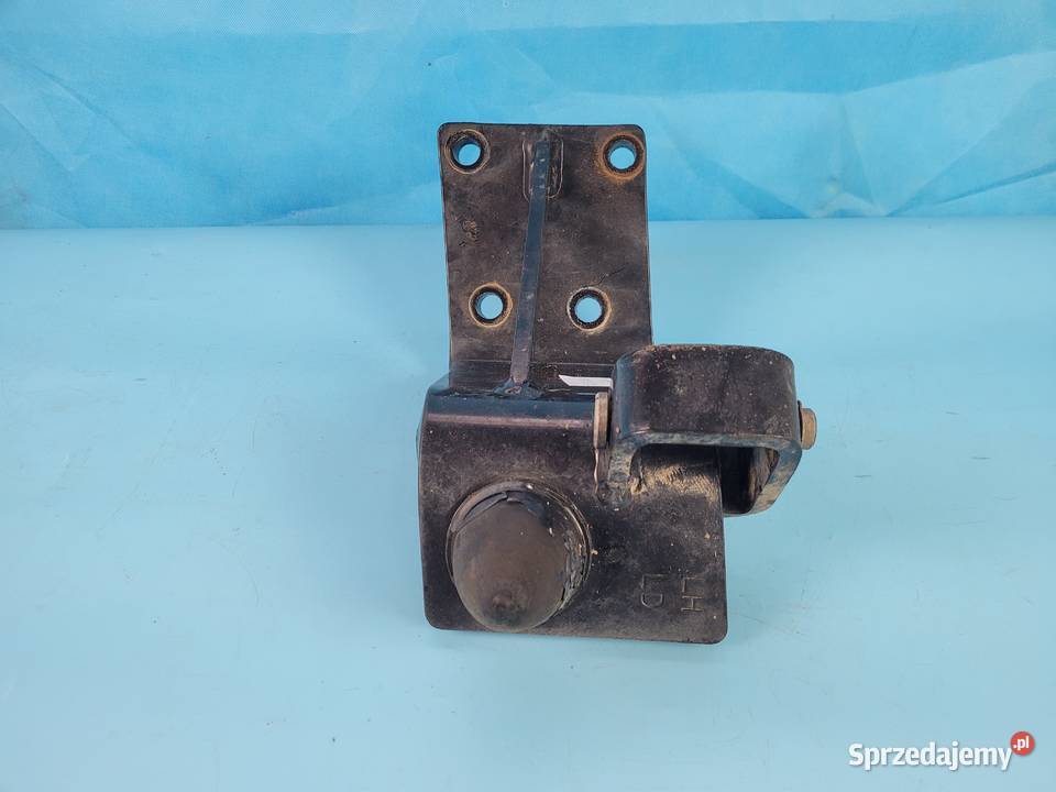 CASE IH PUMA 145 12r WSPORNIK KABINY LEWY Kolno