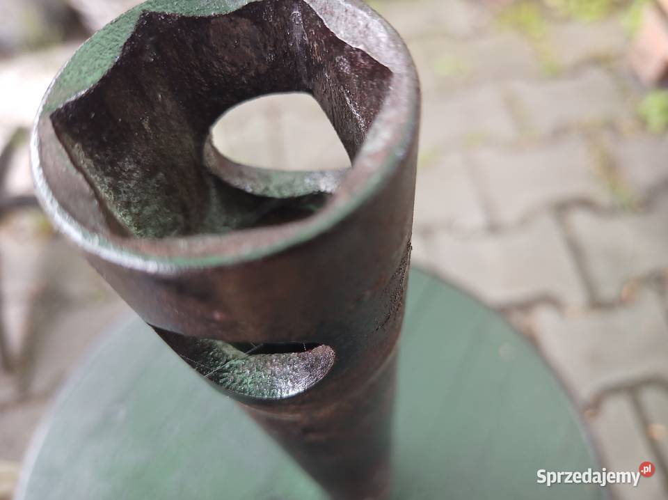 Klucz nasadowy 27 mm długi około 26 Katowice