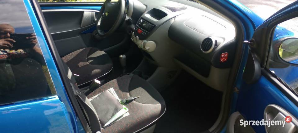 Peugeot 107 10 benz klima