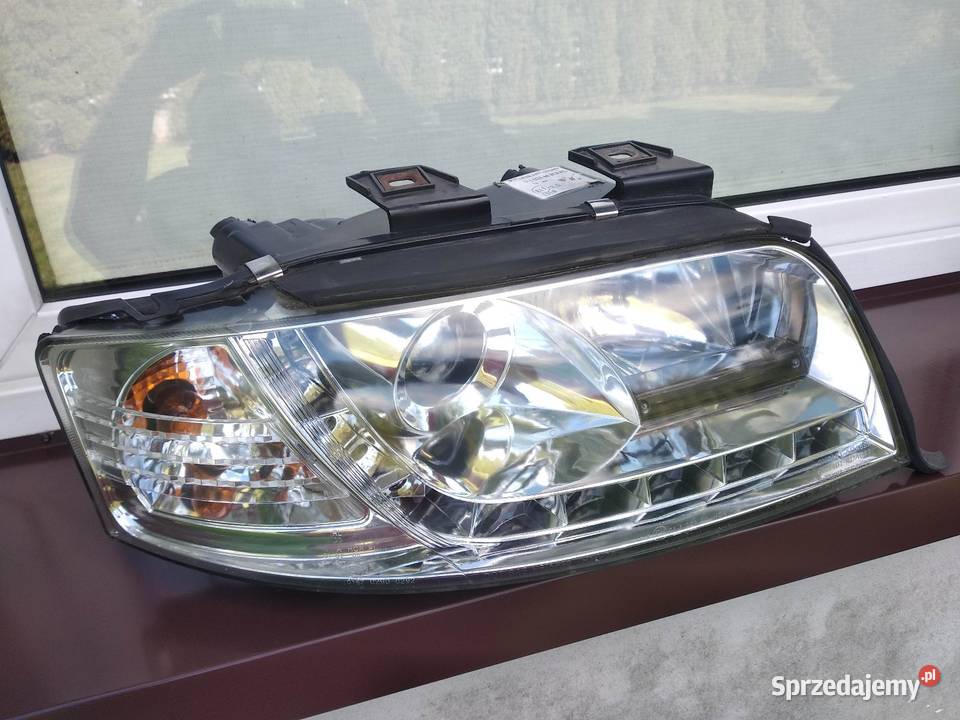 Audi A6 C5 LIFT lampy przednie reflektory prawa Części samochodowe Sieradz