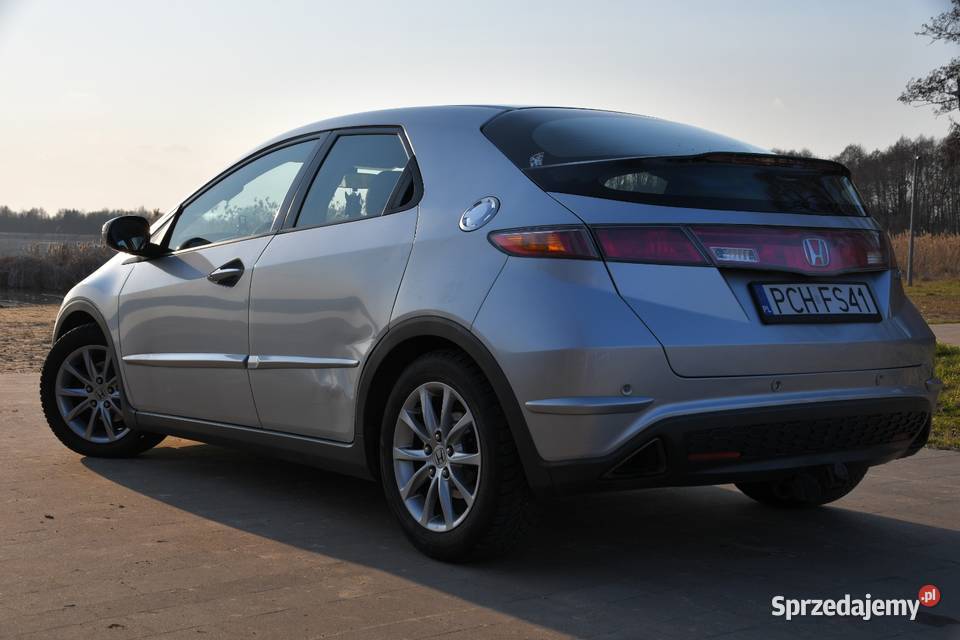 HONDA CIVIC UFO 18 VTEC 140 zadbany kobiety centralny zamek Chodzież