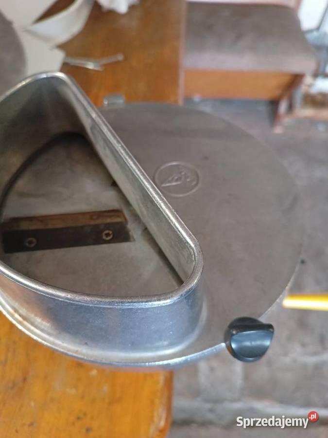 Szatkownica do kapusty ręczna na korbę fabryczna śląskie Wodzisław Śląski