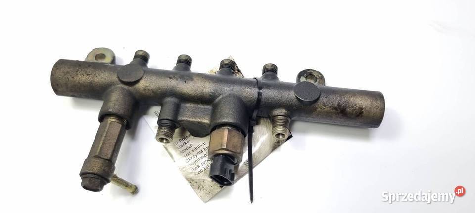 LISTWA WTRYSKOWA MAZDA 6 Lipno