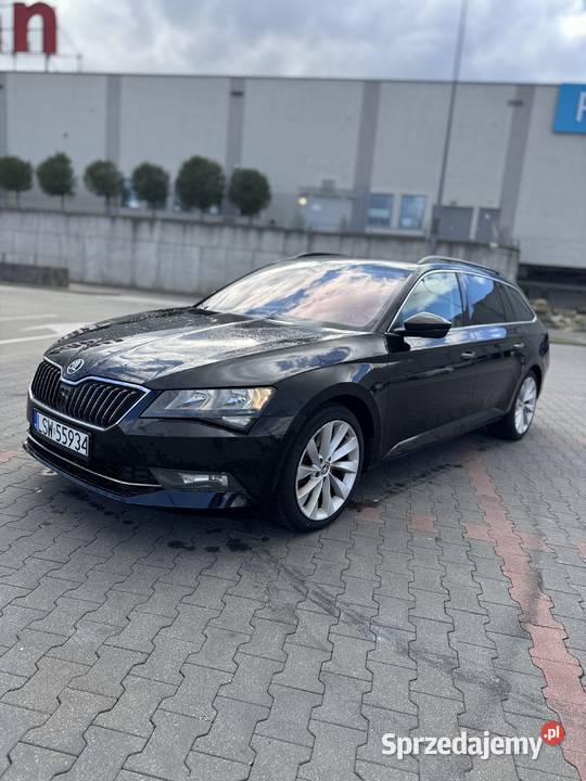 Skoda Superb III 16 TDI 2017 Bogate wyposażenie 1600cm3 Świdnik sprzedam