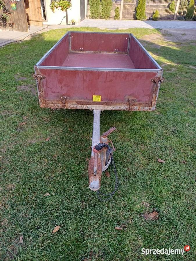 Przyczepa przyczepka towarowa samochodowa lekka Gwoździany