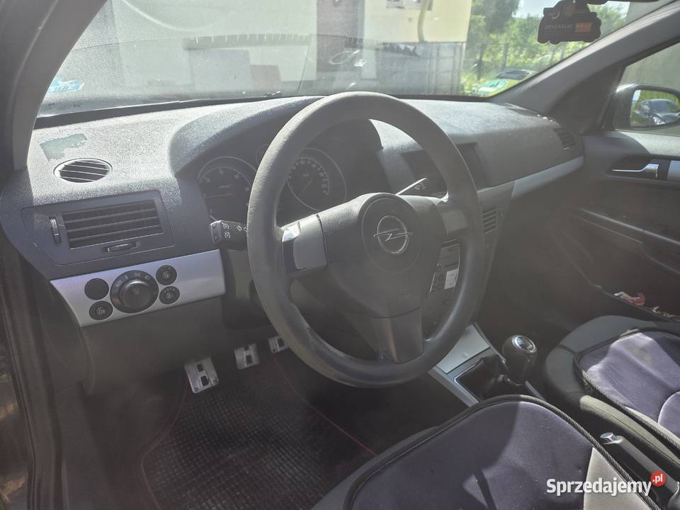 Opel Astra Podegrodzie