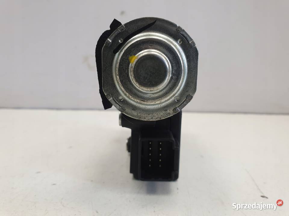 PEUGEOT 407 SILNICZEK SZYBERDACHU 2213718D05 osobowe Pozostałe Chełm