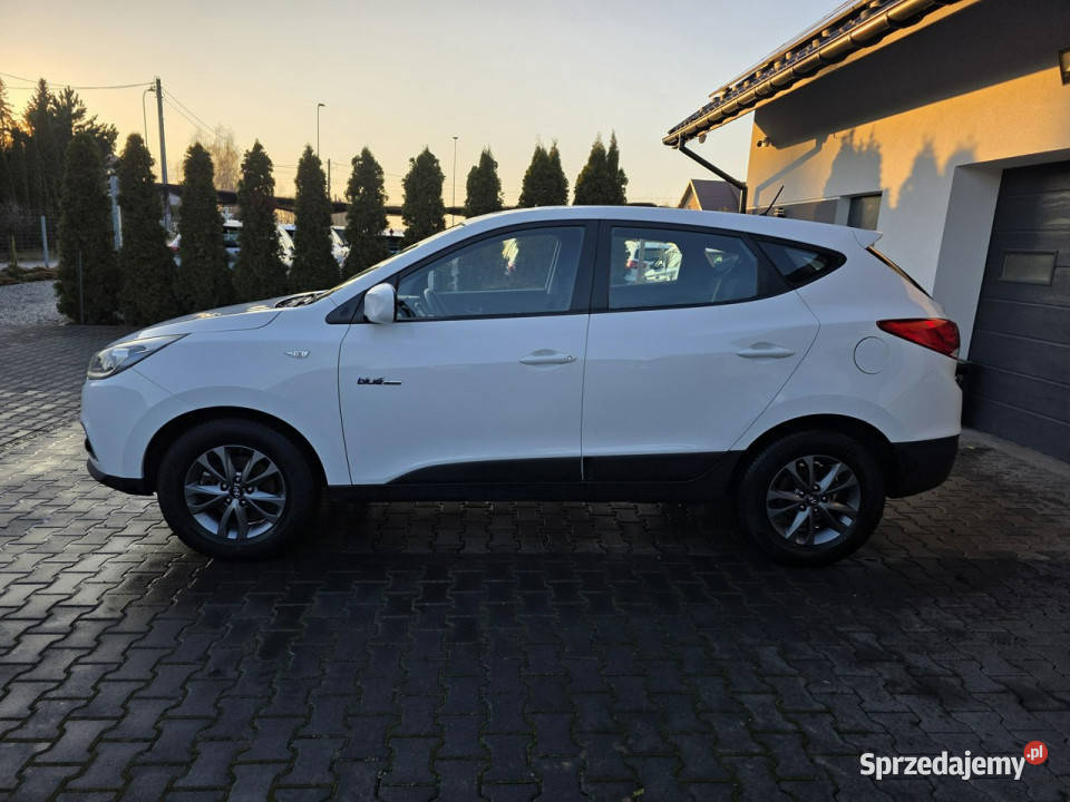 Hyundai ix35 16 benzynaliftkamera gniazdo SD Żabno sprzedam
