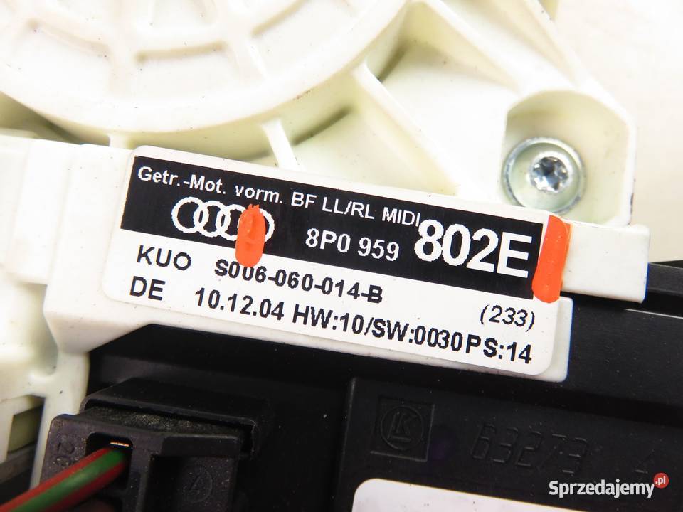 PODNOŚNIK SZYBY PRAWY PRZEDNI AUDI A3 Sportback osobowe