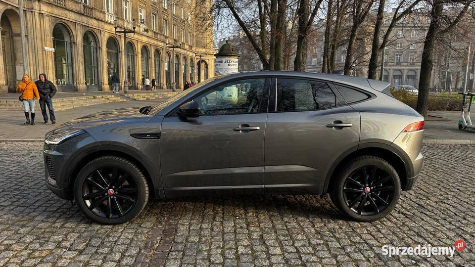 240 sam parkuje serwisie Motoryzacja Kraków