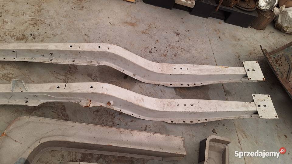 Podłużnice półrama GAZ 21 Wołga M20 FSO Warszawa sprzedam