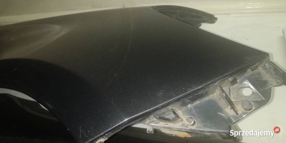 błotnik przód prawy 185 Renault Clio 3 r0509 osobowe łódzkie Piotrków Trybunalski