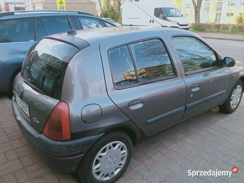 Sprzedam Renault Clio II gniazdo USB Częstochowa