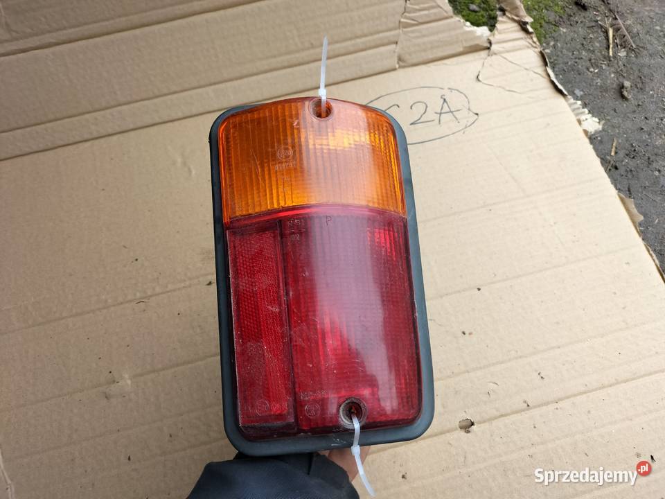 FIAT 126P 126 P ELEGANT MALUCH LAMPA TYŁ TYLNA osobowe Kamień-Kolonia sprzedam
