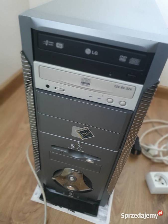 Komputer stacjonarny Retro PCRadeon 9000Sound Nidzica