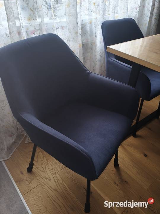4 granatowe krzesła do salonujadalni Chorzów