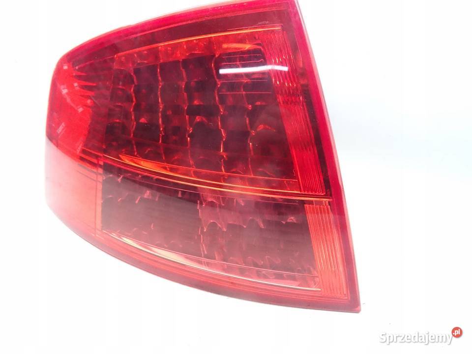 4E0945095C AUDI A8 D3 0307 KIERUNKOWSKAZ MIGACZ wielkopolskie Przemęt