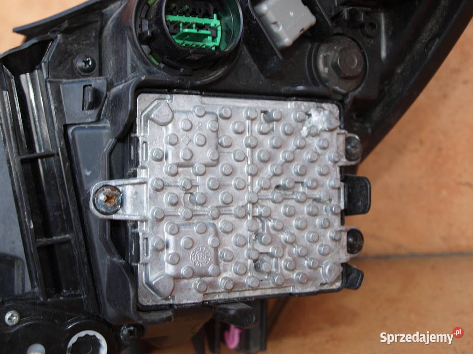 Hyundai i30 lampa prawa przód Full Led 10 Pinów Kalisz