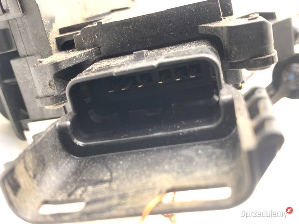 ZAMEK DRZWI PRAWY PRZÓD PEUGEOT 207 Kombi osobowe sprzedam