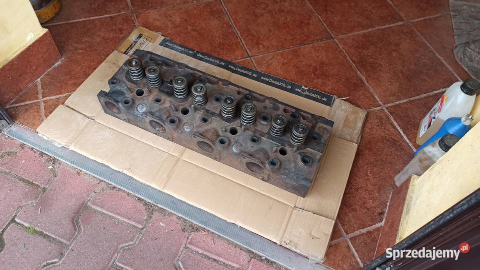 Głowica Silnika Ursus C385 902 904 912 914 1014 Łaskarzew