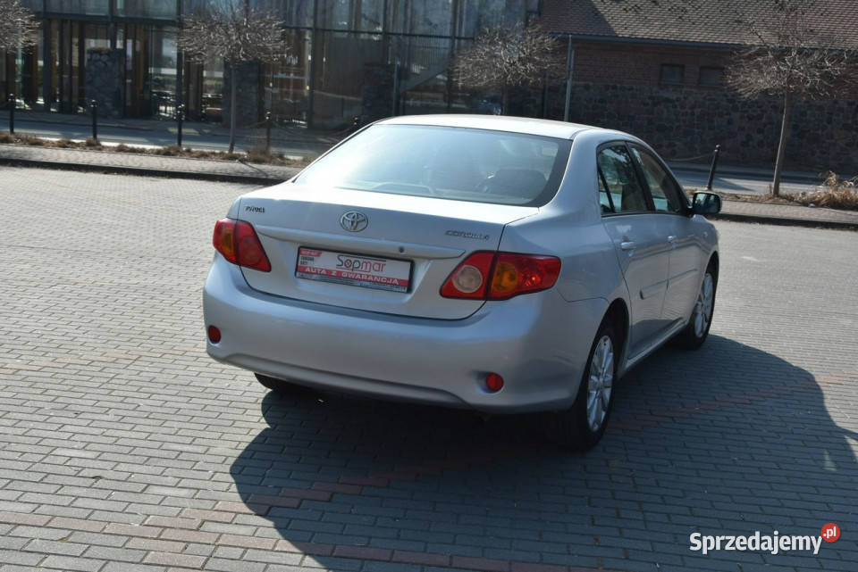 Toyota Corolla 16Benzyna VVTi 132 2009r SALON Corolla Kampinos sprzedam