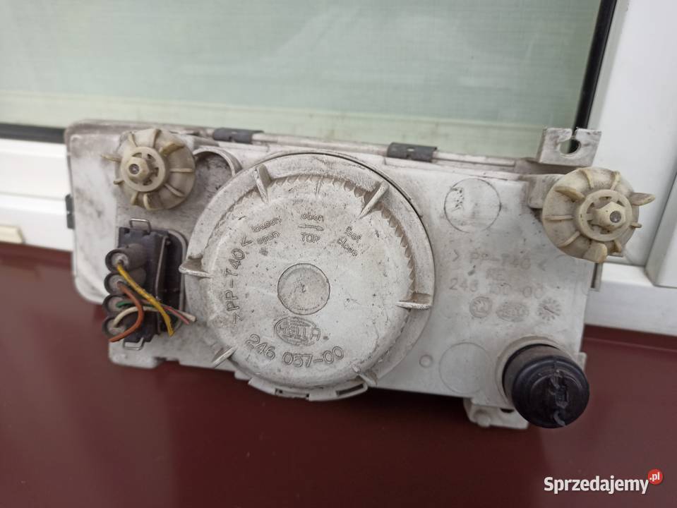 Skoda Felicia LIFT FL lampa przednia prawa łódzkie Sieradz