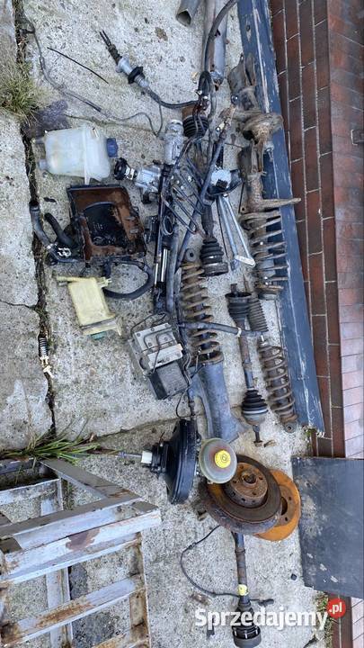 Części Audi 80 26 v6 tanio sprzedam wszystko do