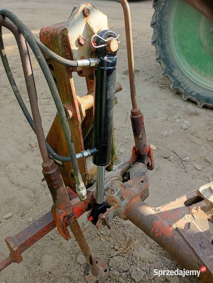 Pług 3 skibowy obrotowy