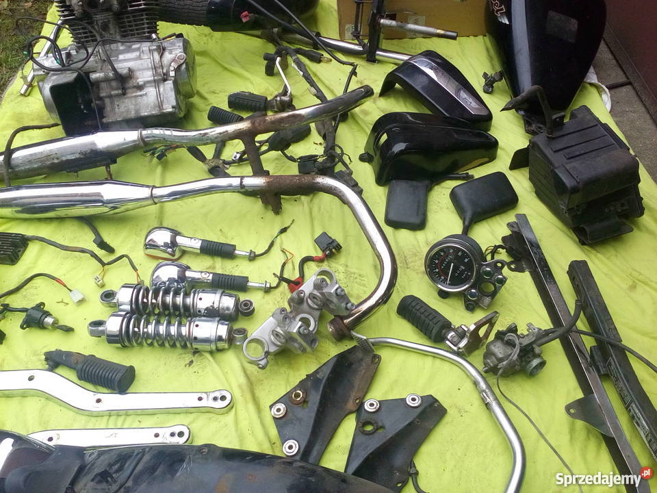 Honda CA 125 REBEL części silnik gażnik moduł