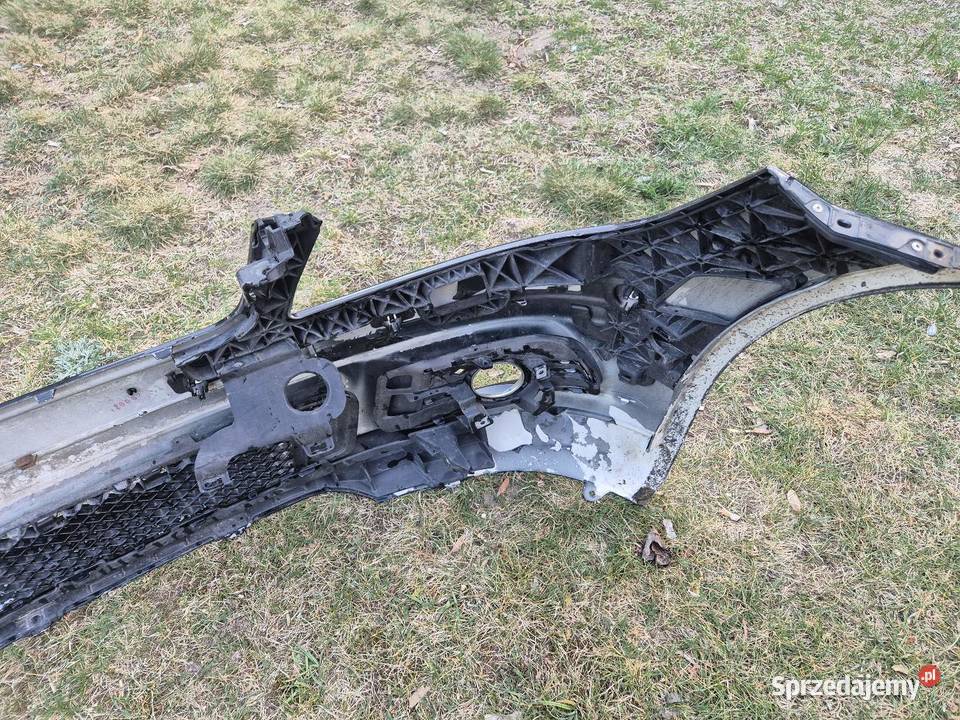 Zderzaki mercedes w 204 c197