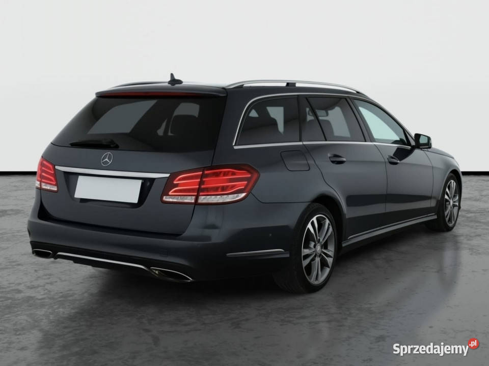 Mercedes E E 250 Piaseczno