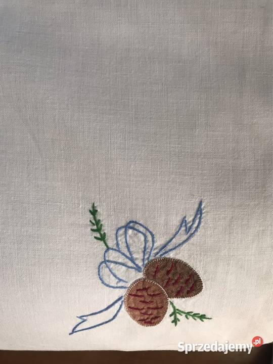 Świąteczny obrus serweta ręcznie wyszywany biały Warszawa