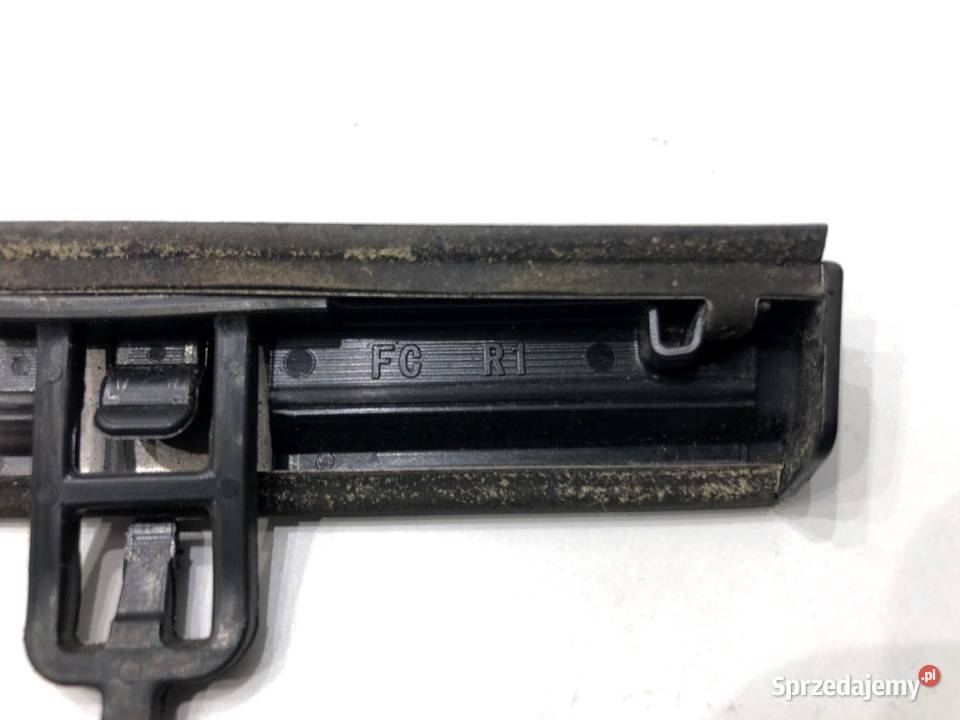 LISTWA ZGARNIAJĄCA PRZÓD PRAWY HONDA CRV III