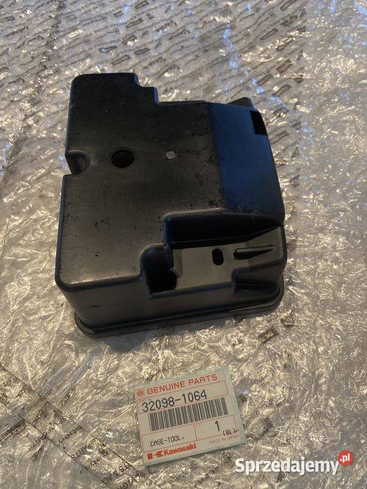 Schowek na narzędzia Kawasaki 320981064 N935 Poznań