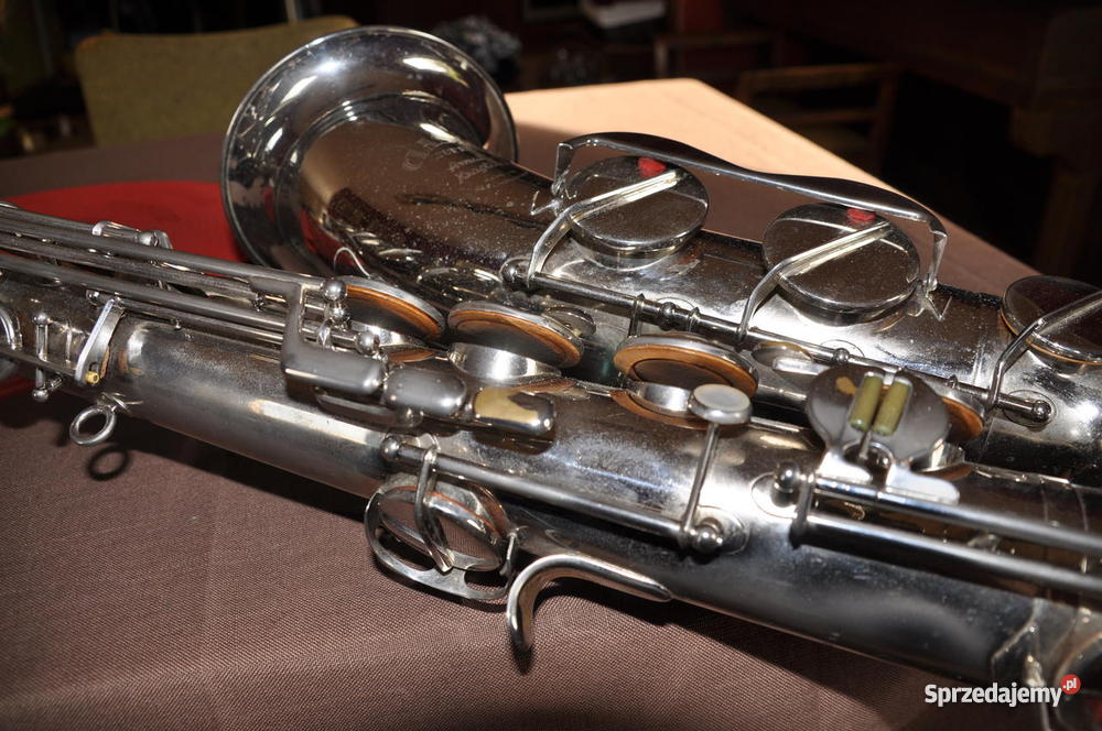Saksofon tenorowy z ustnikiem Ruda Śląska