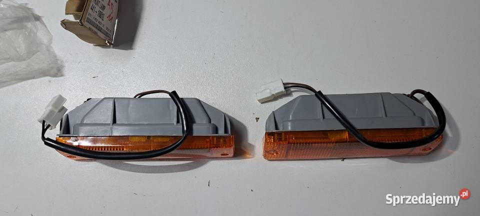 Nowe kierunkowskazy przednie VW Santana Passat Luzino