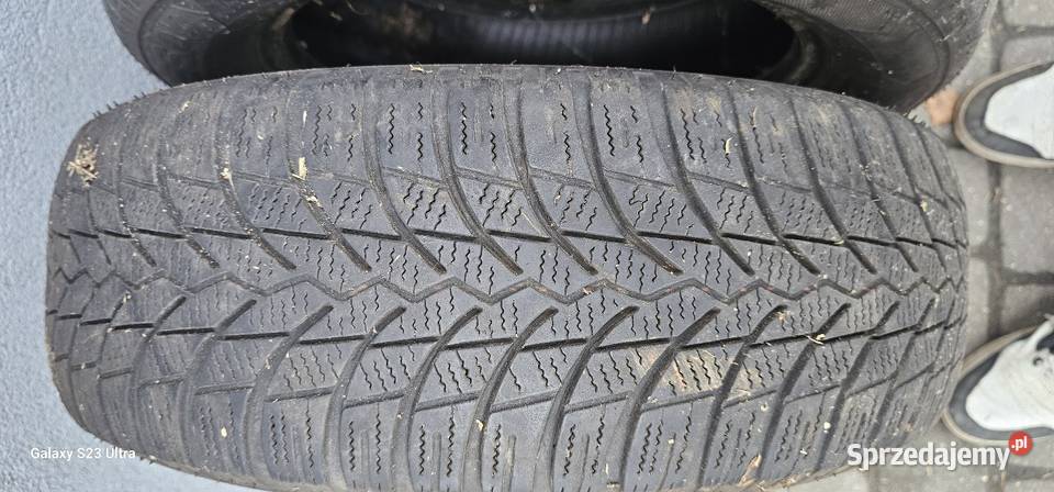 Opony zimowe komplet1956515r