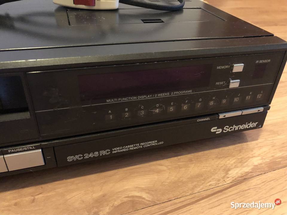 Schneider SVC246 RC video magnetowid Niemiecki Kołobrzeg