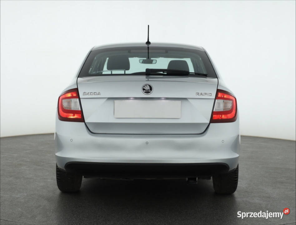 Skoda Rapid 10 TSI światła do jazdy dziennej Piaseczno