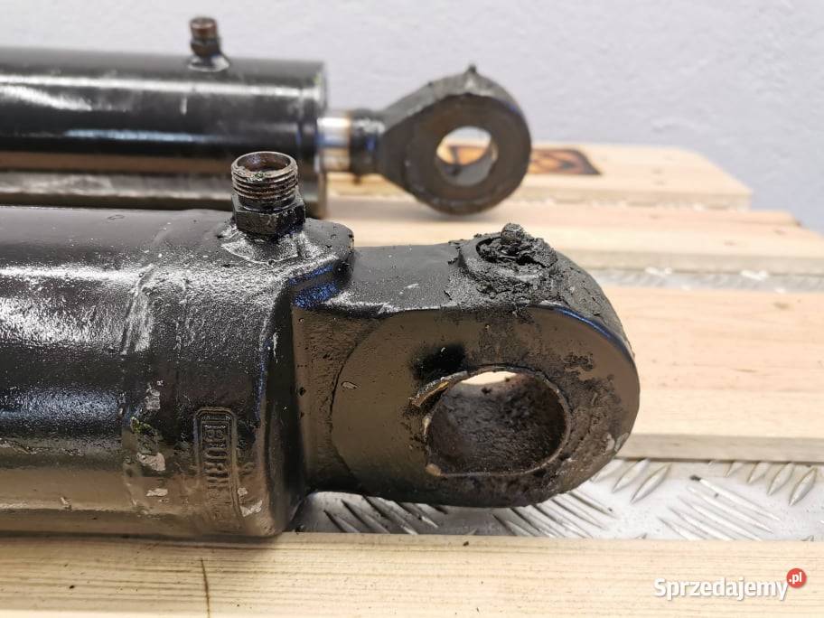 LG 4017 Cylinder hydrauliczny poziomowania Wilkowo