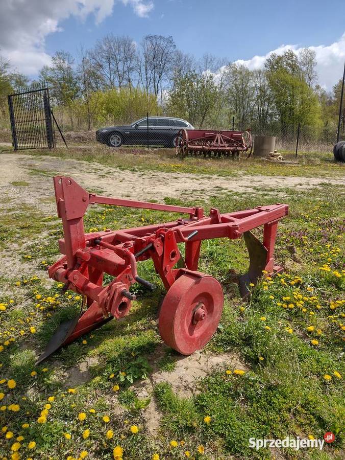 Pług trzyskibowy Akil Spławy Pierwsze