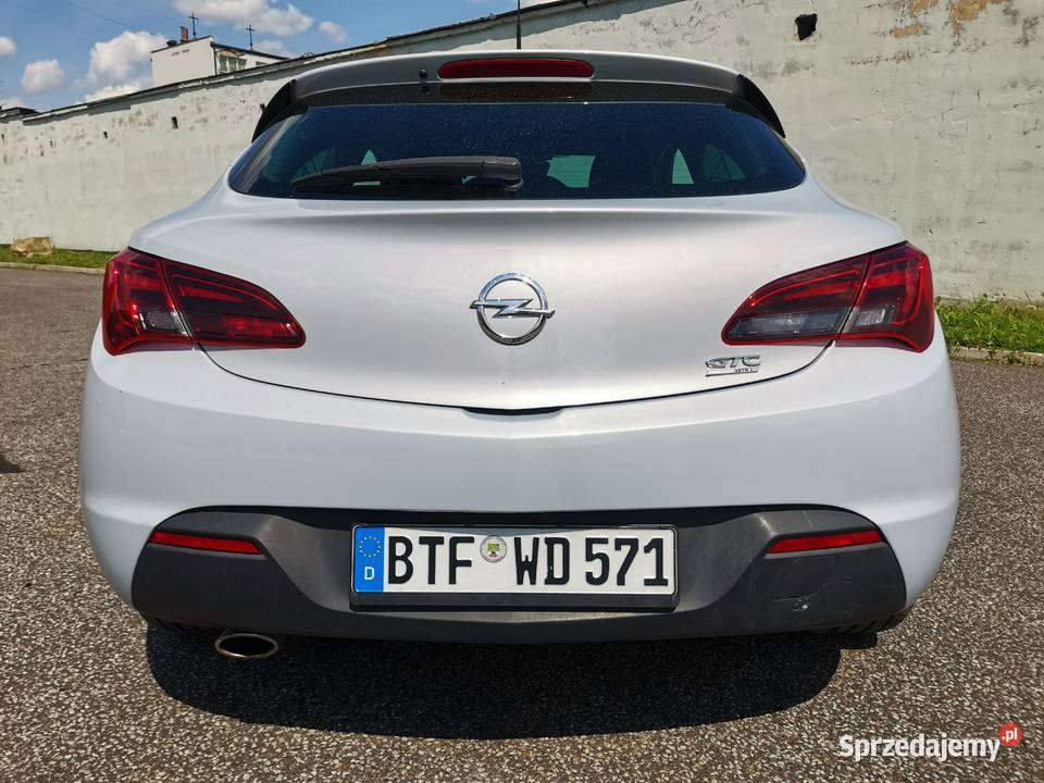 Opel Astra J GTC Innovation Bi-xenon led ,nowe opony hamulce Tarnów 