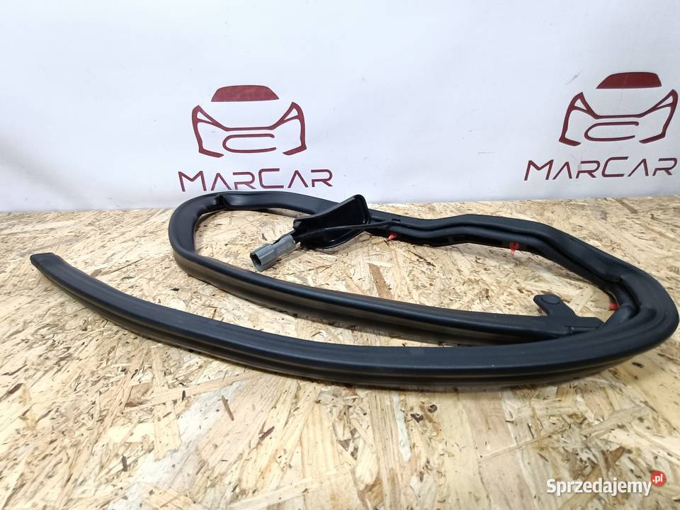 HYUNDAI STARIA 21 USZCZELKA DRZWI LEWY TYŁ osobowe Pleszew