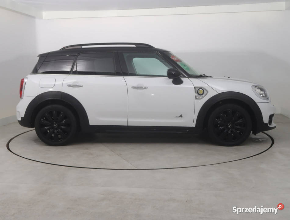 MINI Countryman Cooper SE ALL4 Rok produkcji 2019 sprzedam