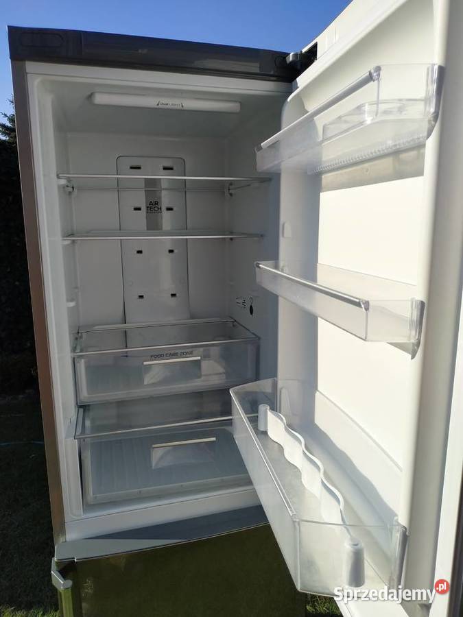Lodówka Ariston Hotpoint EBDH 18223F sprawna Lodówki i zamrażarki Kiekrz